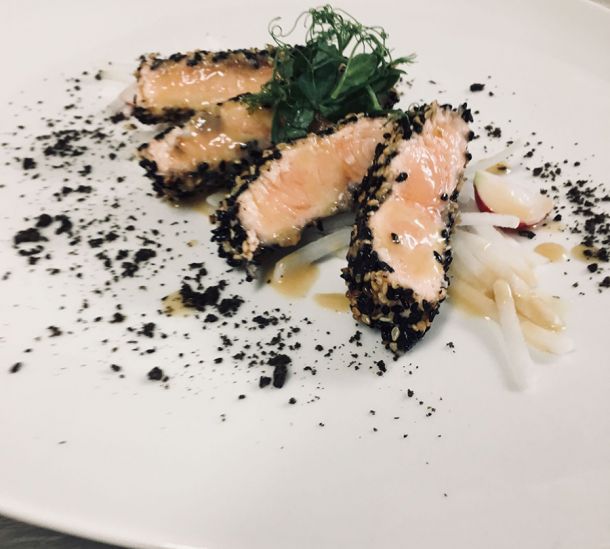 Ikarimi Lachs mit Rettich und Miso – Bräustüble Restaurant